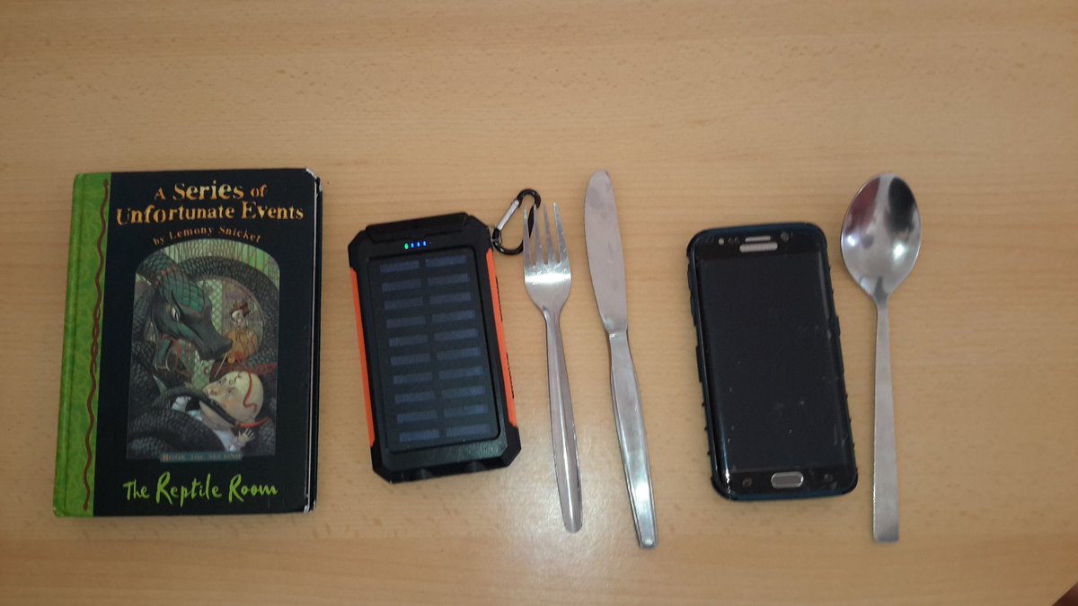 MurtadhahJ's tweet photo. @carmuirsprimary Noor's Objects in alphabetical order:
Book, charges,  fork, knife, phone, spoon. https://t.co/jXJzwrNb4M