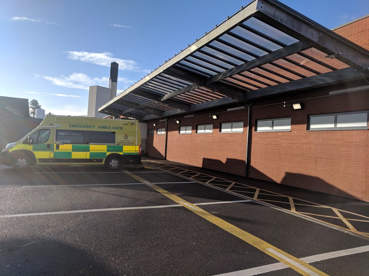 Whiteout #window film installed to Wythenshaw #Hospital for #privacy.

To see our range of privacy films available, click here - arcwindowfilms.com/window-film/pr…

#windowfilm #privacyfilm #frost #frostedfilm #mattewhite