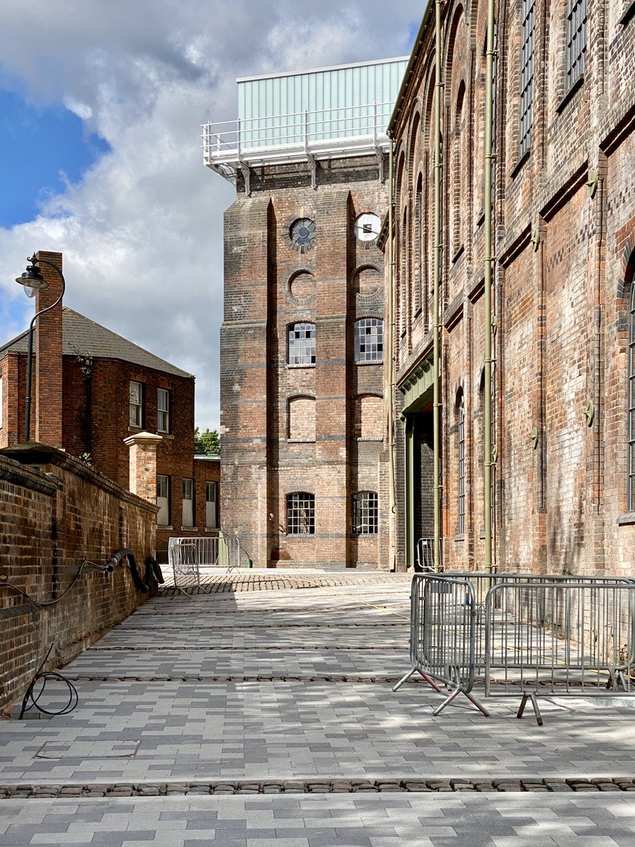 WarrenJukes's tweet photo. External progress at our SOABE site for @wlv_uni @AssociatedA @fgouldconnect https://t.co/zAc44jw8QK