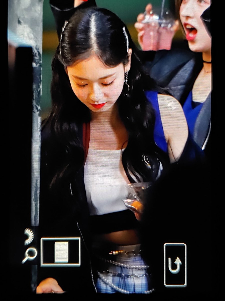 200513 쇼챔피언 퇴근길 라이브 프리뷰

#FANATICS #DOAH #KIMDOAH #파나틱스 #도아 #김도아 #キムドア @FENT_FANATICS