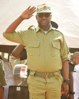 NuhShuaib's tweet photo. The Governor         The governor you 
you wish to have   end up with

#PrayForLolo https://t.co/wgZT64fzoF