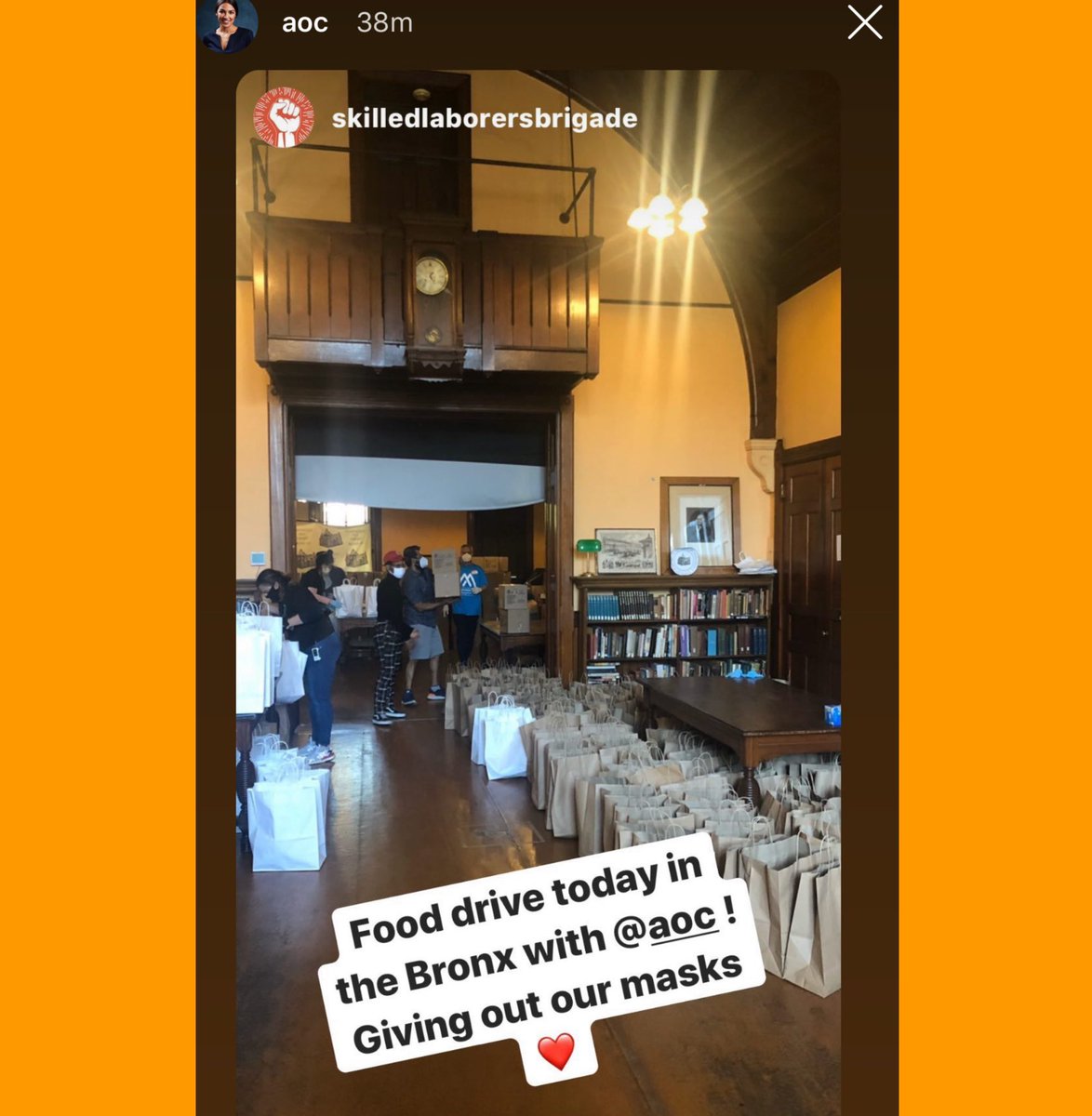 LaborersBrigade's tweet image. We passed out masks yesterday at a food drive in the #bronx ! Thanks @AOC @SenatorBiaggi