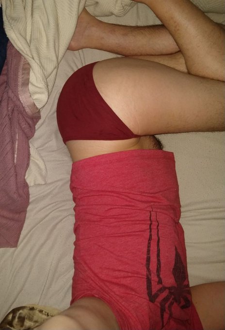 Tighter and tighter each week. The intermittent fast works wonders, even tho I am unable to exercise