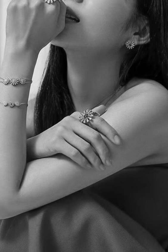 ᱸ  ✿  ﾟ🐰 ∗︎︎ ˙ 𓈒 

         ˓ ไพริน╺ ไอรีน ˒ 91’𝚜 𝚔𝚒𝚍𝚍𝚘 🤍 𓈒 แลกฟอล ♡̷ตามทัก 𓈒  ⁺ กับทุกคนงับ 🍰𓈒 

        𓐄 ยพท 𓈒 ลฟตท ₊ 👀 '