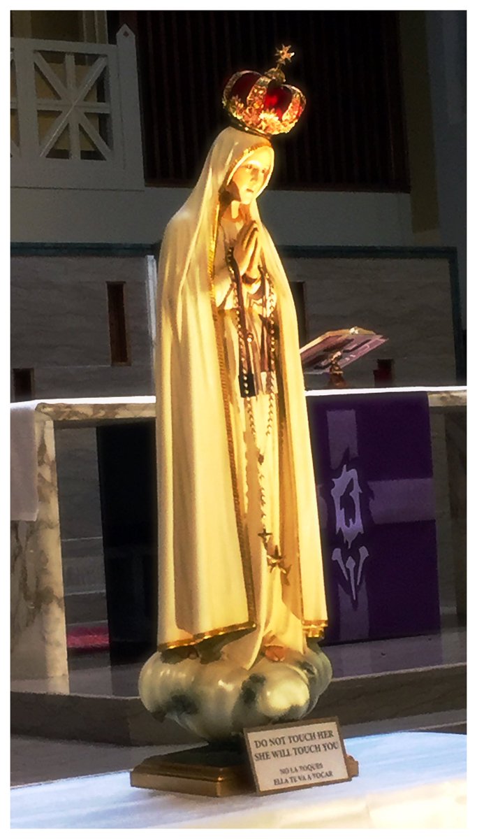 YleemPoblete's tweet photo. #OurLadyOfFatima  ⁦@CathedralSTMVA⁩ a few years ago. #PrayTheRosary  #FatimaApparitions #Faith https://t.co/pHOwD6r8k9