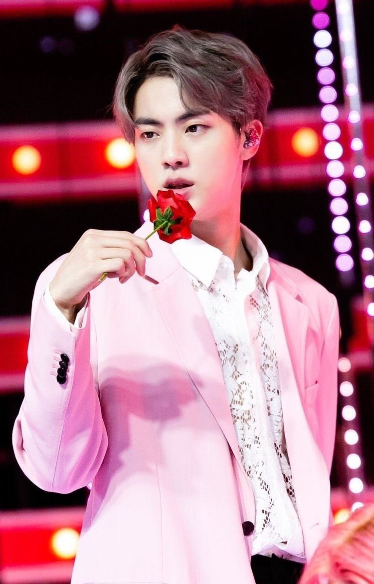 A thread of Jin being pretty in pink  because it’s needed.  #방탄진  #방탄소년단진  #JIN  #석진  #BTS  