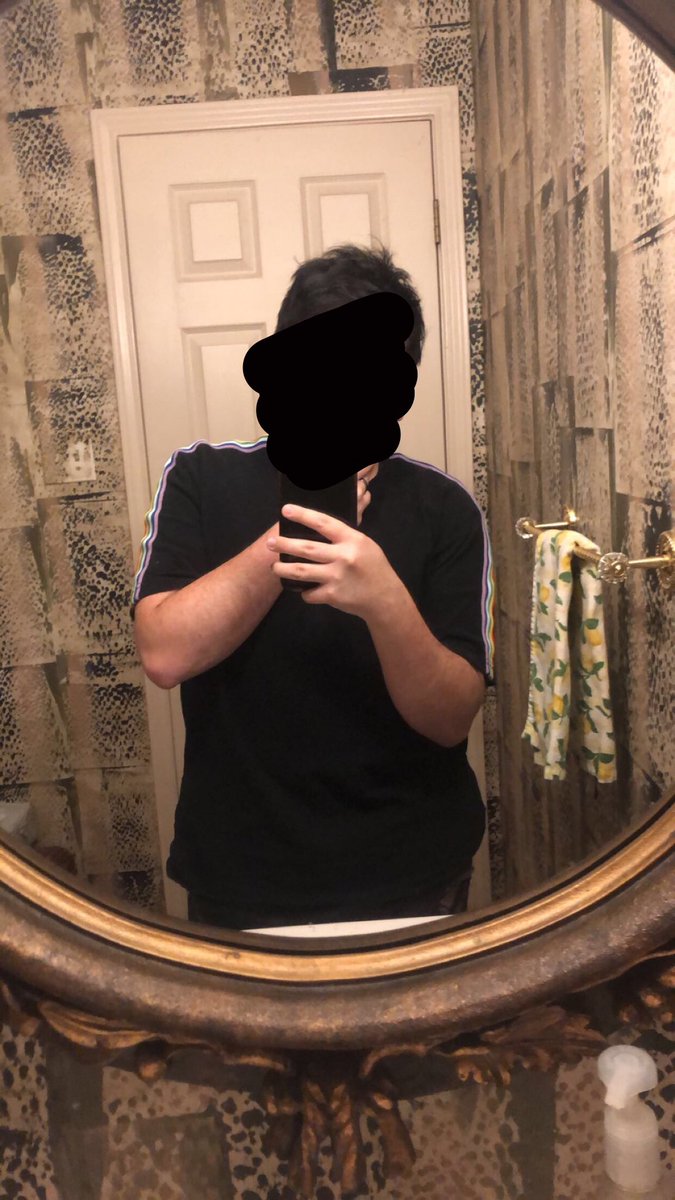 transflowerboy's tweet photo. aaaand this is me! well, part of me anyway. maybe if you’re good you’ll get to see the rest... https://t.co/IRBcrPtToY