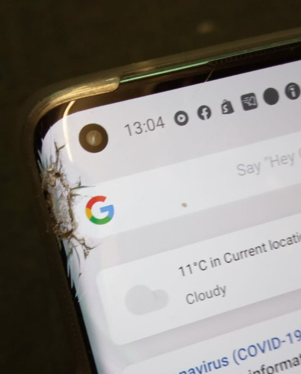 mrteak's tweet photo. @OnePlus_UK loved my oneplus 8pro until it slipped out of my pocket when I was getting up &amp; screen smashed, was hoping it was going to be a little more durable, I guess the curved screen that makes it not very strong, first expensive phone I have bought and broken within 2weeks😞 https://t.co/4zhvIdo3Pk
