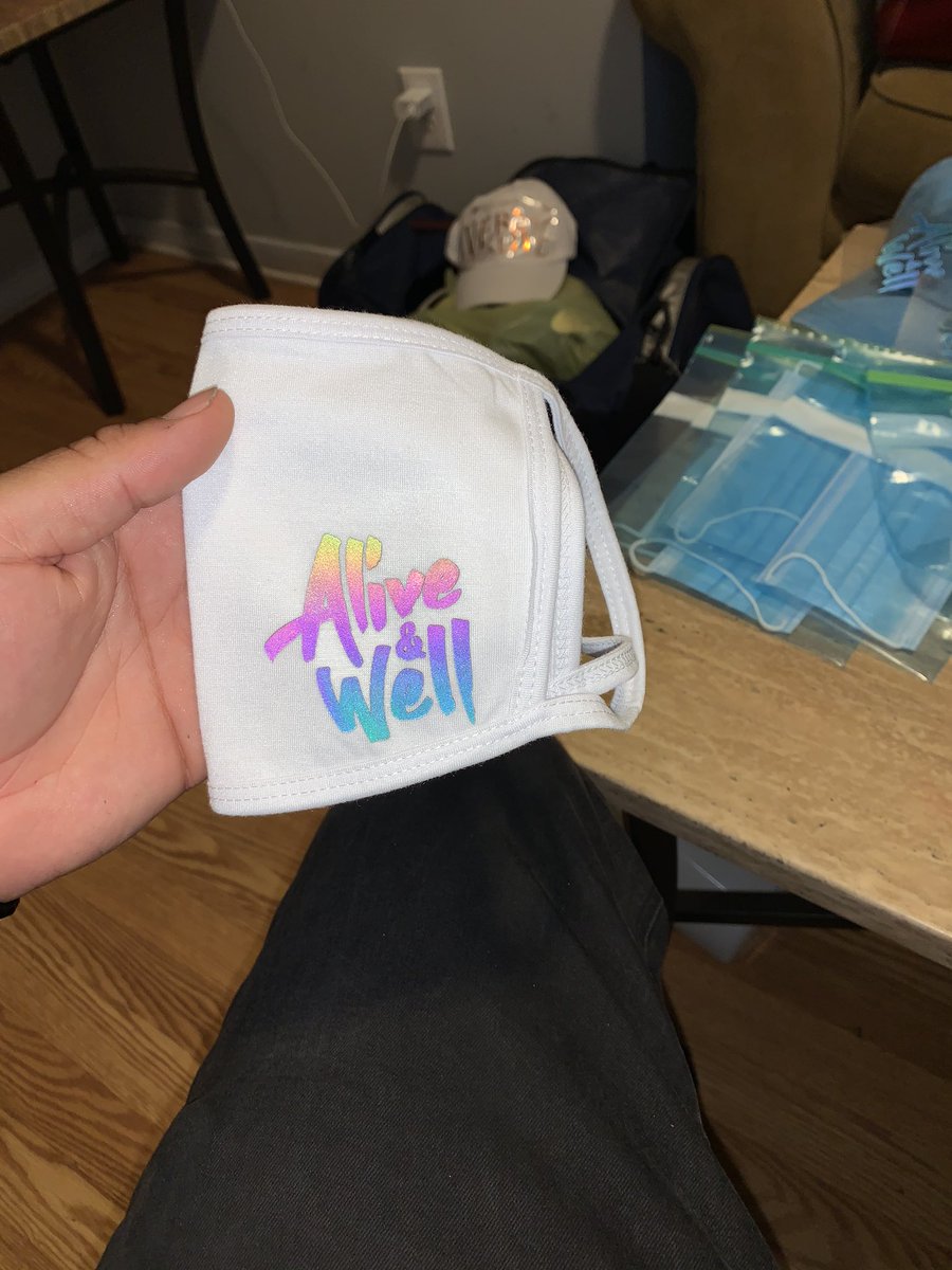1LWTD's tweet photo. Heat dropped today 🤩 https://t.co/CSnYBNEgV5