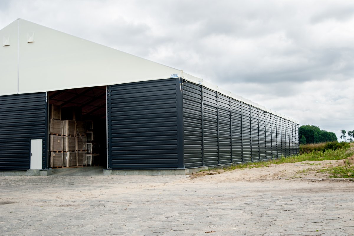 fieldandlawn's tweet photo. We work with a leading manufacturer to deliver the best #IndustrialStructures to the UK. These demountable warehouses are quick to manufacture, fast to build, and can be made to your exact requirements:
#Warehouse #ColdStorage #Distribution #Loading #Exhibition #Protan https://t.co/xHgTPdXkX9
