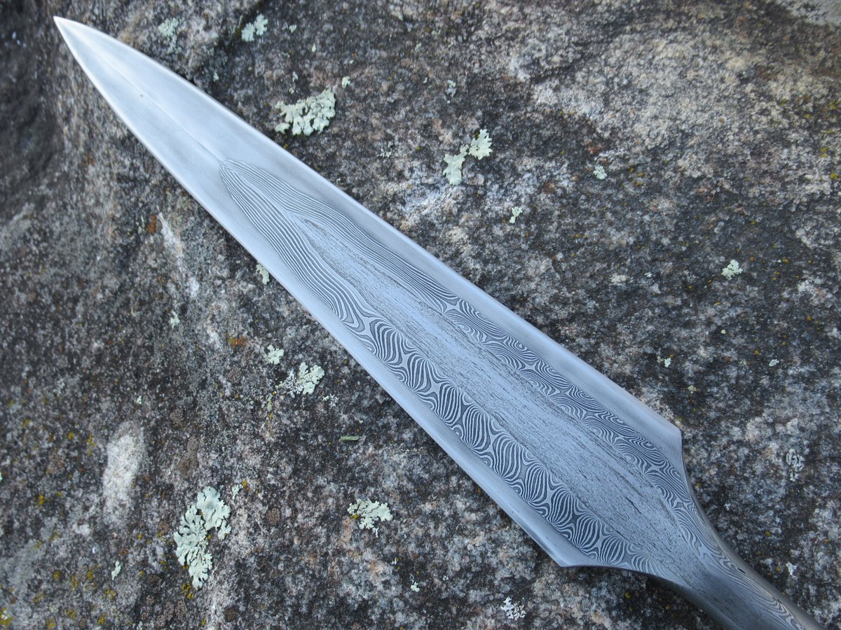 HelmesJeff's tweet photo. Pattern welded spear head. https://t.co/fHjhdkrZwJ