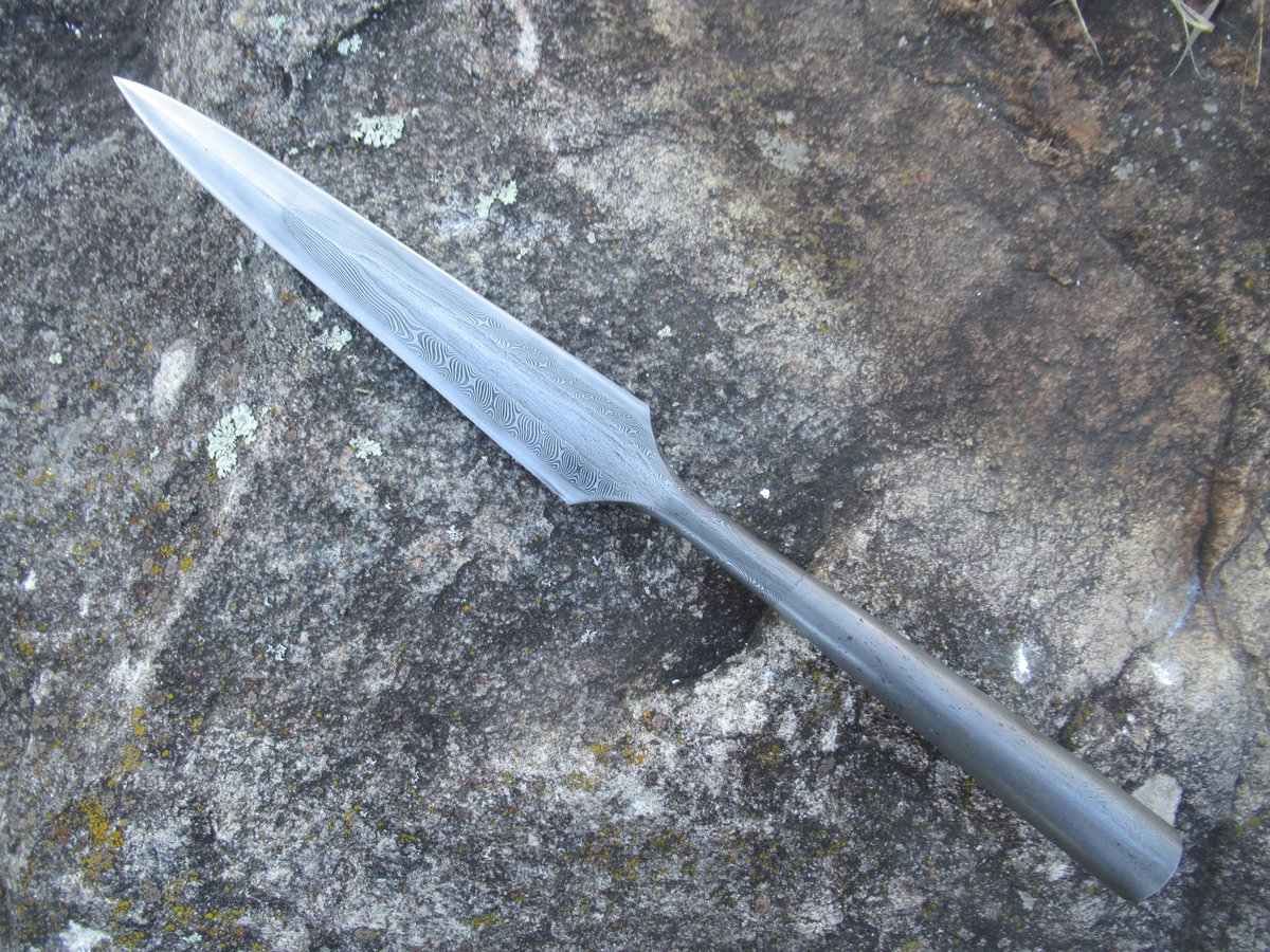 HelmesJeff's tweet photo. Pattern welded spear head. https://t.co/fHjhdkrZwJ