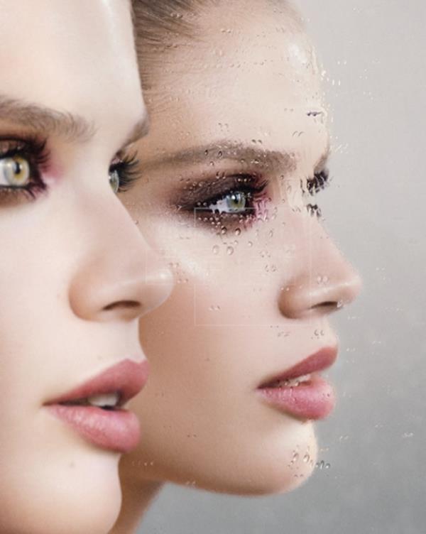 EFE Estilo (@efe_estilo) on Twitter photo Los ojos el eje del maquillaje cuando llevas mascarilla
bit.ly/2YY76ew #FelizJueves <a href="/natalianatalita/">nAtALia BeLda☠</a> #belleza #beauty #eyesmakeup #makeupartist Los ojos el eje del maquillaje cuando llevas mascarilla
bit.ly/2YY76ew #FelizJueves <a href="/natalianatalita/">nAtALia BeLda☠</a> #belleza #beauty #eyesmakeup #makeupartist