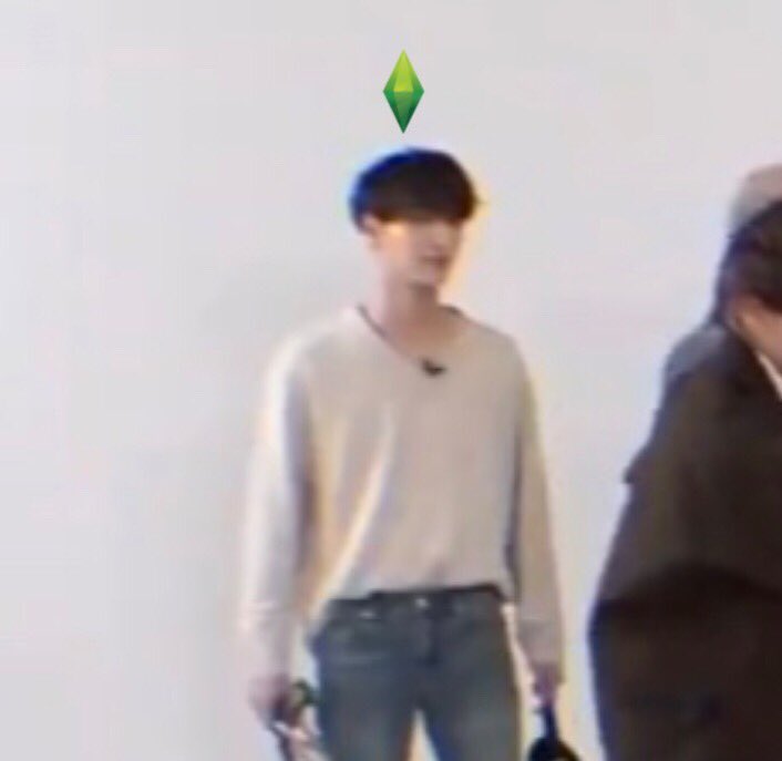 proof that seonghwa is actually in fact a sim- a thread