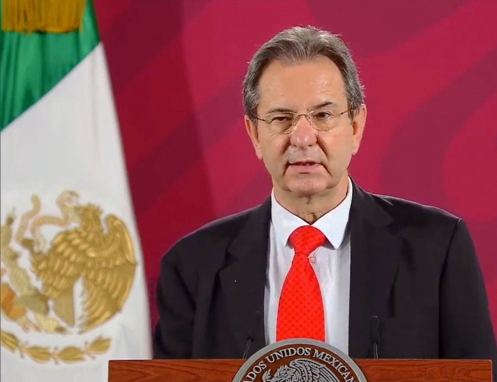 La instrucción del C. Presidente <a href="/lopezobrador_/">Andrés Manuel</a> es:

“No regresamos a clases hasta que sea seguro para nuestras niñas y niños, y la comunidad escolar.”

- <a href="/emoctezumab/">Esteban Moctezuma Barragán</a>
#ConferenciaPresidente