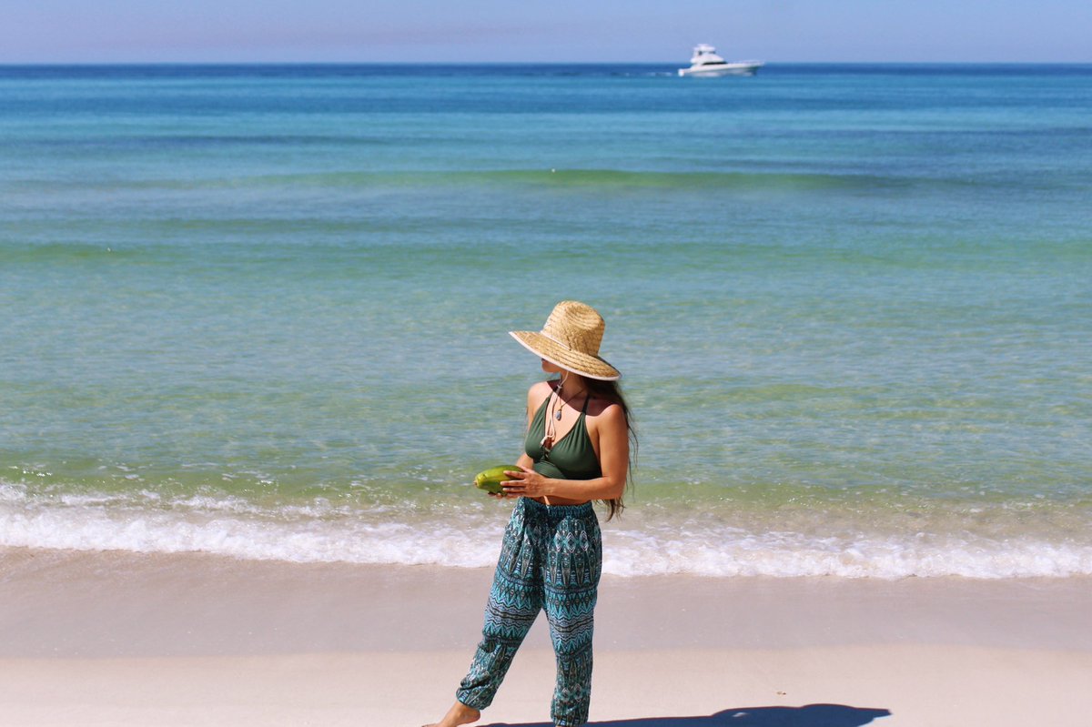 SierraRSons's tweet photo. Emerald Coast Vibes🏝
https://t.co/OOAMaPKLGu https://t.co/RwCHH74EeS