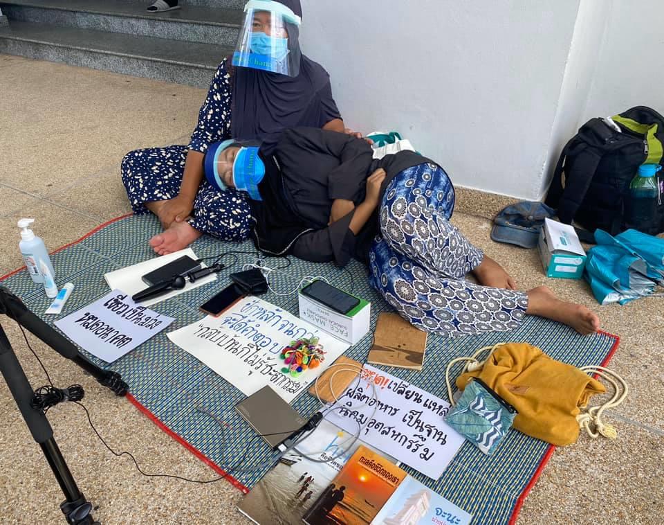 Non_Stop_99's tweet photo. นิคมอุตสาหกรรมจะนะ
โรงไฟฟ้าถ่านหินเทพา
อำนาจ VS ชุมชน
#SaveChana
#SaveThepha https://t.co/2cRS9RZWhL