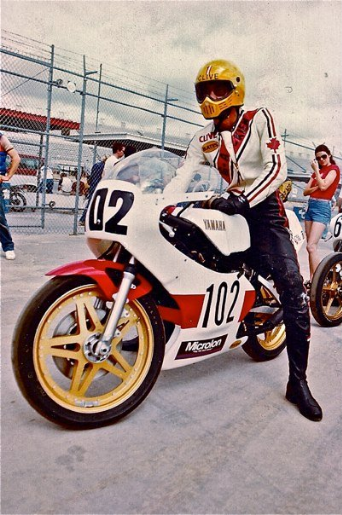 popsyosh34's tweet photo. Clive Ng-A-Kien #102
Born in Guyana, South America
5 times Canadian 250 Grand Prix Champion
TZ250 #SimpsonBandit https://t.co/zufglMwTMg