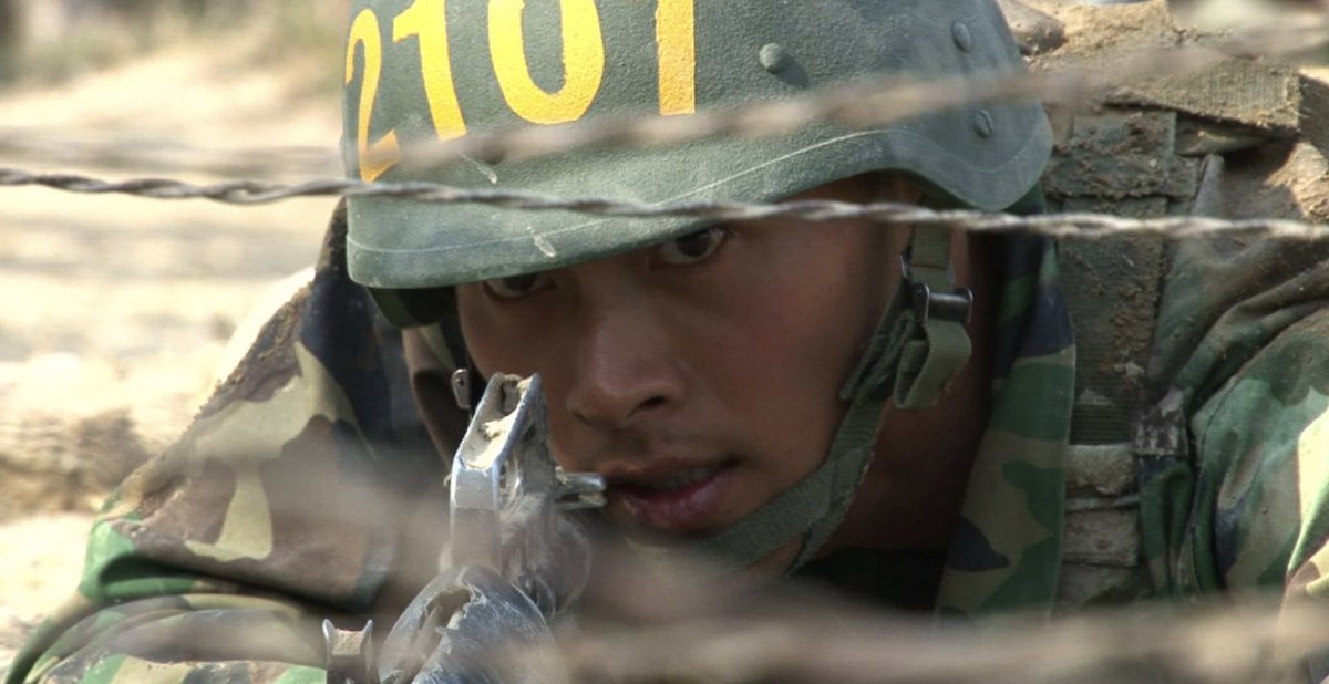 A fellow fan asked me if I hv vids of  #Hyunbin’s military training. In the course of my sharing with her & another fan, because I had to verify certain information, I ended up with enough materials to do a short write-up. So here’s another thread -  #Hyunbin-“I Am A Marine”1 of 10