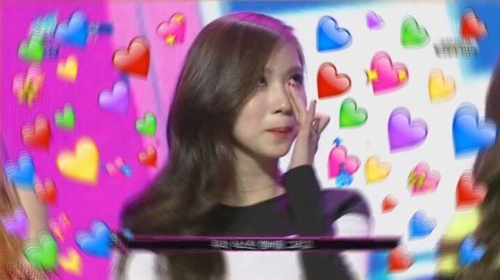 cheesy_kimbapp's tweet photo. @shortynayeon i love you more, you can dm me if you want more SKSKKS IM READY TO GIVE EVERY MEMBERS SHJSJS https://t.co/7uF8FAaazF