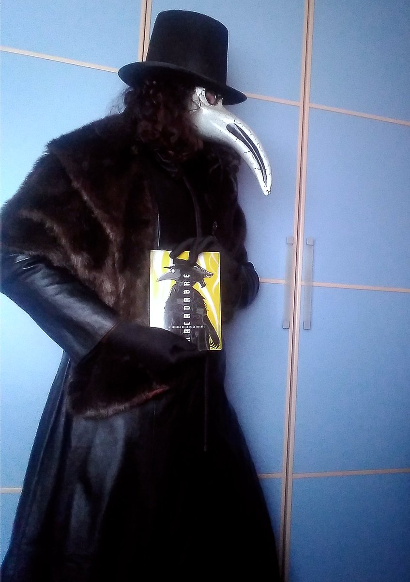 Bardolimo's tweet photo. (Llego tarde, pero aprovecho el cambio de armario)
Escoge un Bardo.
Escoge un juego de rol.
¡RT y únete al reto!
¿Hay ganas de rol? ¿Qué eliges? ¡Prepara los dados!
#rolentena #VampiroV20
#Macadabre #Tribu8 #Yggdrasill #Nolarpsenveranoplis https://t.co/5M3qQqoYl6