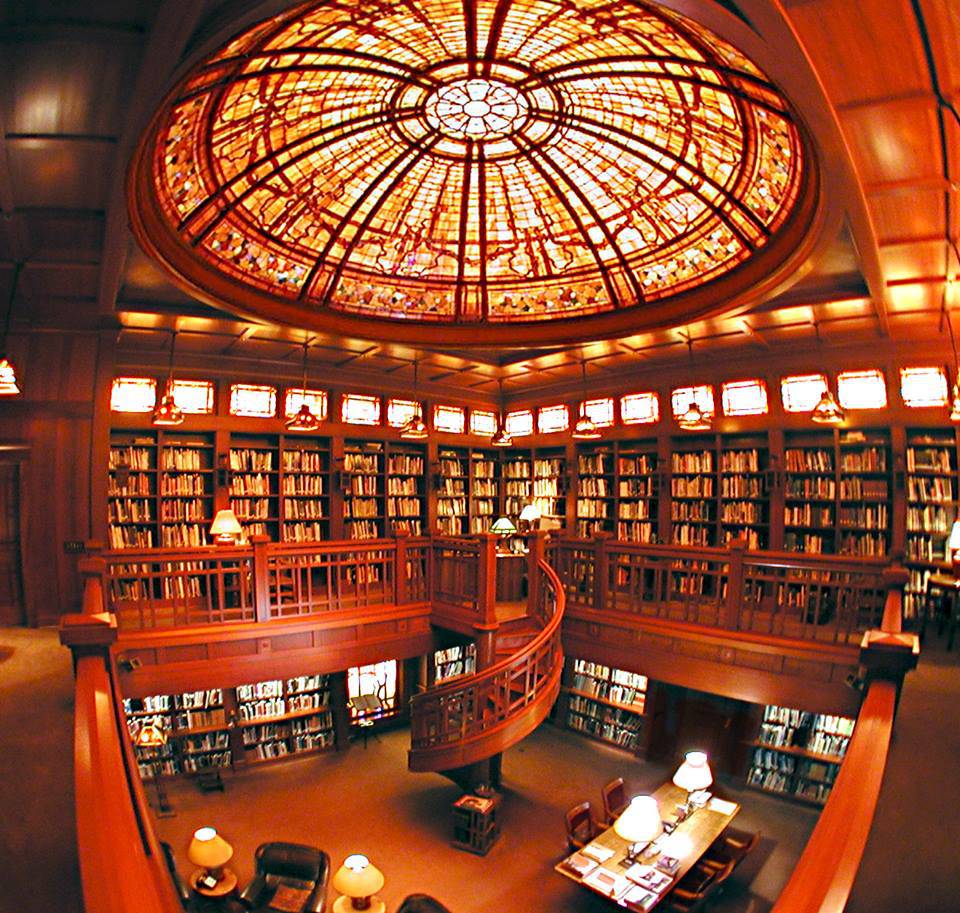 Often incorrectly identified as Bill Gates's library, this is in fact the private research library at Skywalker Ranch - George Lucas’ movie ranch (but not his home) - in Nicasio, California.