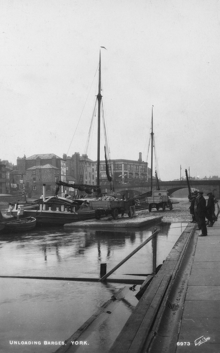 YorkArchivesUK's tweet image. Ahoy there #CaptionChallenge Captains! Do you know your boats well enough to date this photograph? 🚣

If so, explore our #MissingYork albums &amp;amp; start adding your captions. A fresh batch of images has just been released:
ow.ly/dFTZ50zwjDZ

#LocalandCommunityHistoryMonth