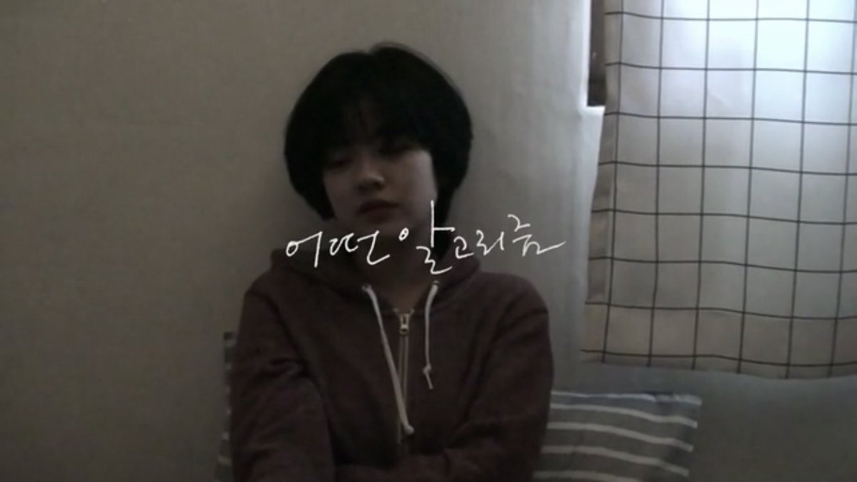 여성영화제에서 보고 좋아서 또 보고싶었던 민미홍 감독의 <어떤 알고리즘> 여성영화 플랫폼 퍼플레이 @purplaymovie 에서 5/20까지 무료로 볼수있으니...