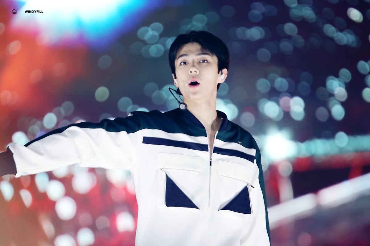 A THREAD OF OH SEHUN BEING OH SEHUN - because I miss him.