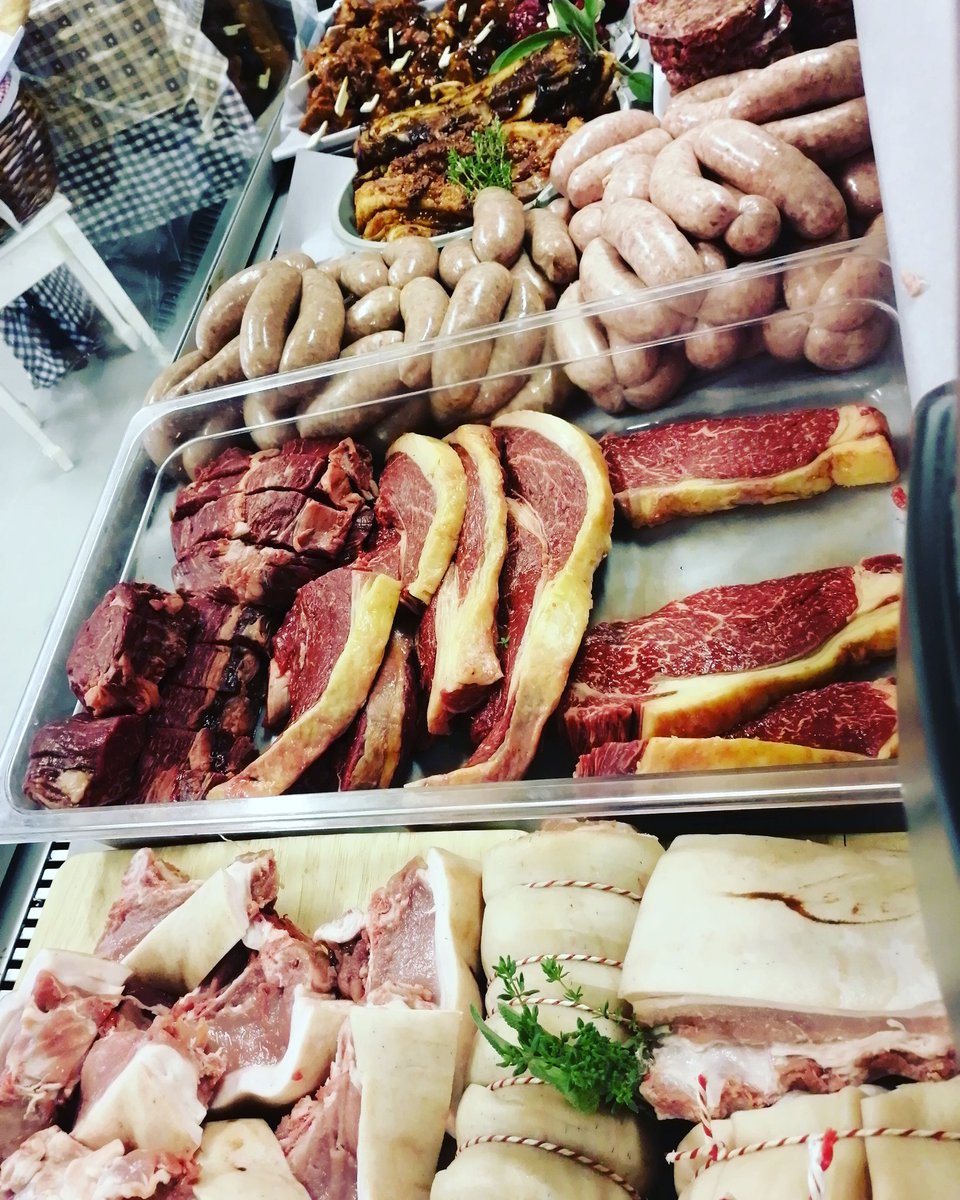 heathfarmsuffol's tweet photo. Chiller looking good, and we have our magnificent 28 day grass fed, free range beef back. It's selling fast xx https://t.co/Ri3ulN44LA