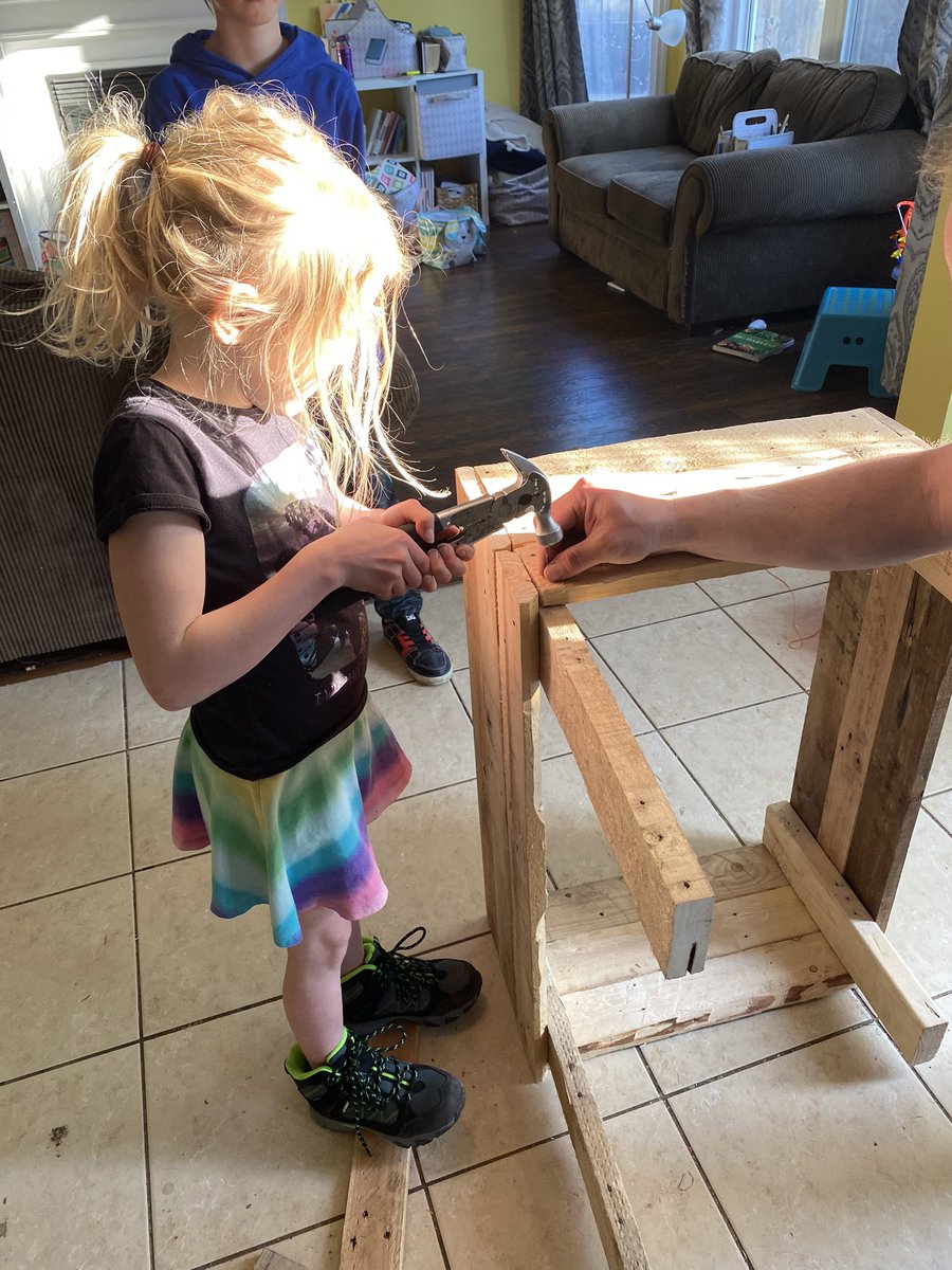 sarahbeitz's tweet image. Great progress on the family project last week. We learned measuring, cutting, and hammering. @SCDSB_Schools #distancelearning #skills #familyproject