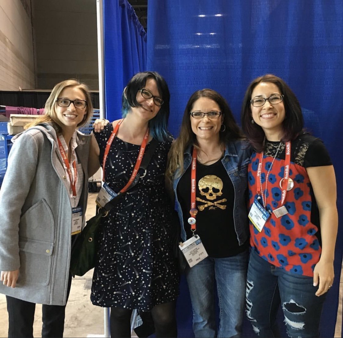 MundieMoms's tweet photo. I love it when memories pop up on social media. This was one of the most fun panels I have ever moderated! It was an honor to moderate the @torteen panel w/ these amazing ladies @stdennard @kris10writes @sarahporterbook at #BEA16 https://t.co/5WQxc0Fnni
