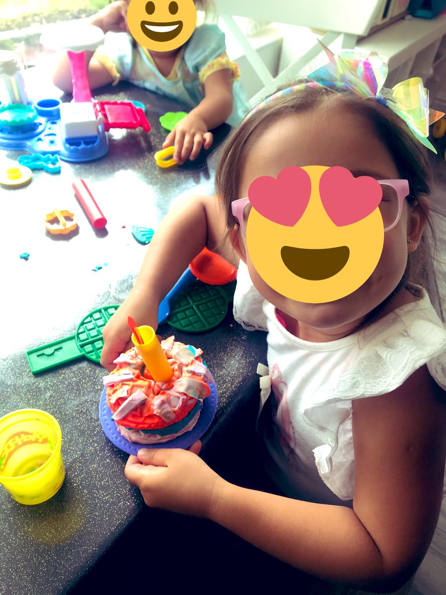 PisforPicture's tweet photo. Amaya has been busy making a birthday cake this afternoon ๐๐@missDavid123 @yardleyprimary #playdoh #playdohfun #creativeplay https://t.co/xS6RL2xmlu