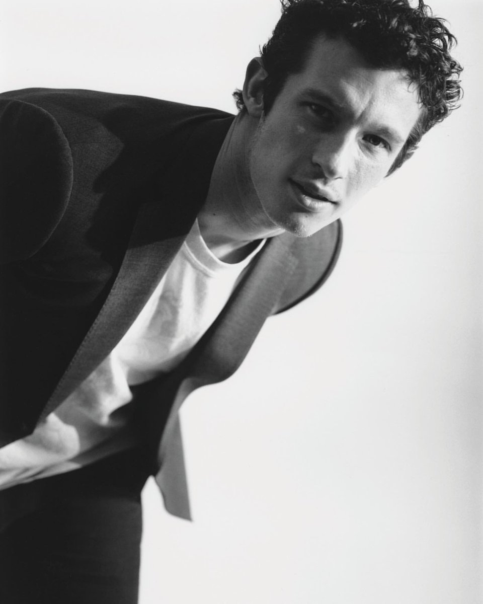 Callum Turner tweet media