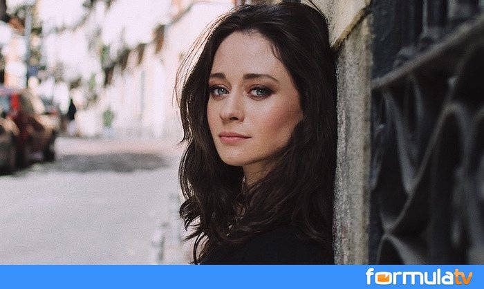 FormulaTV's tweet photo. .@Elena_RiveraV protagonizará 'Alba', el remake español de #Fatmagül que prepara Antena 3 https://t.co/dwLmvkGnGS https://t.co/6FCRebbRM1