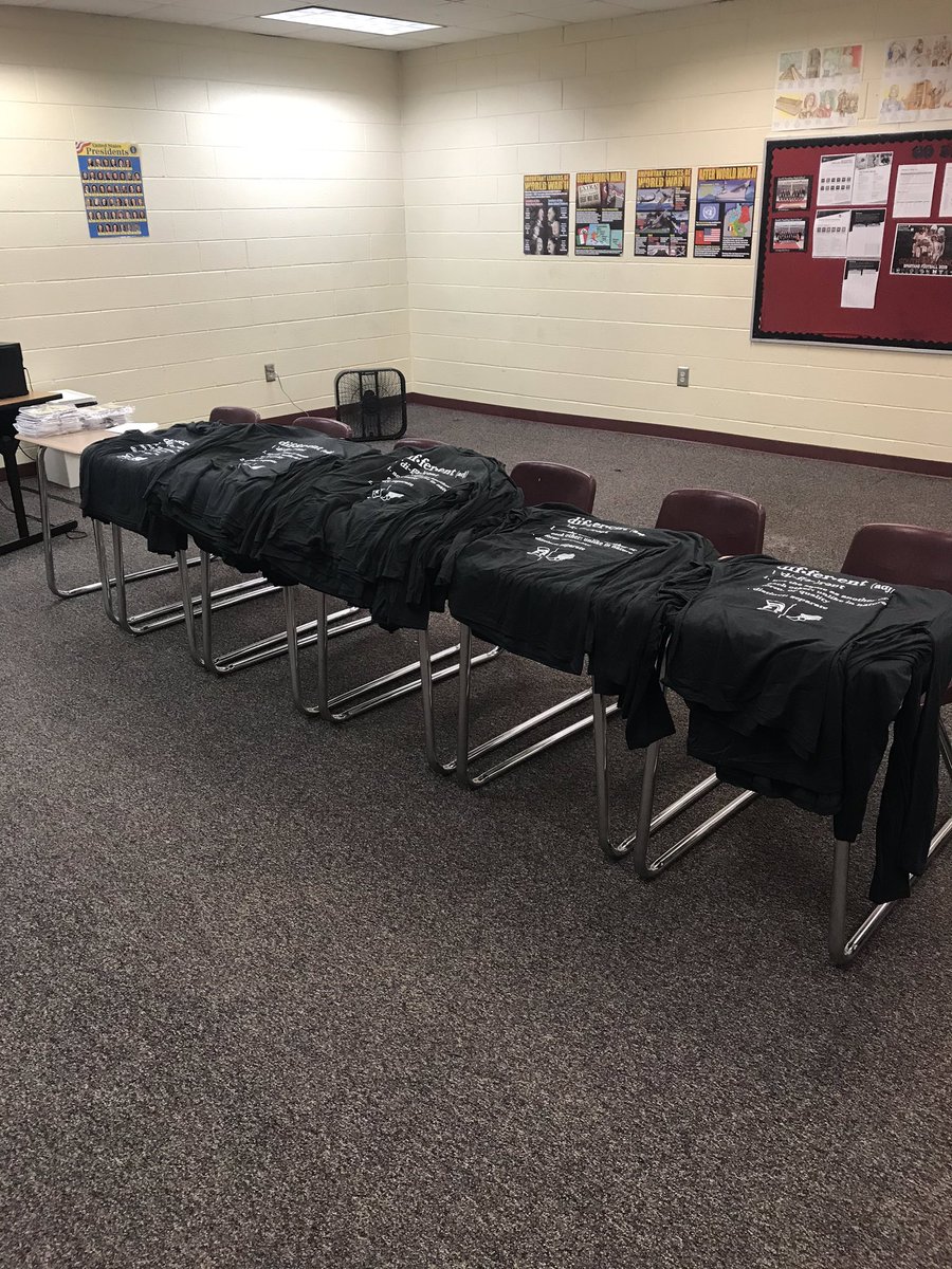 COACH PINE tweet media