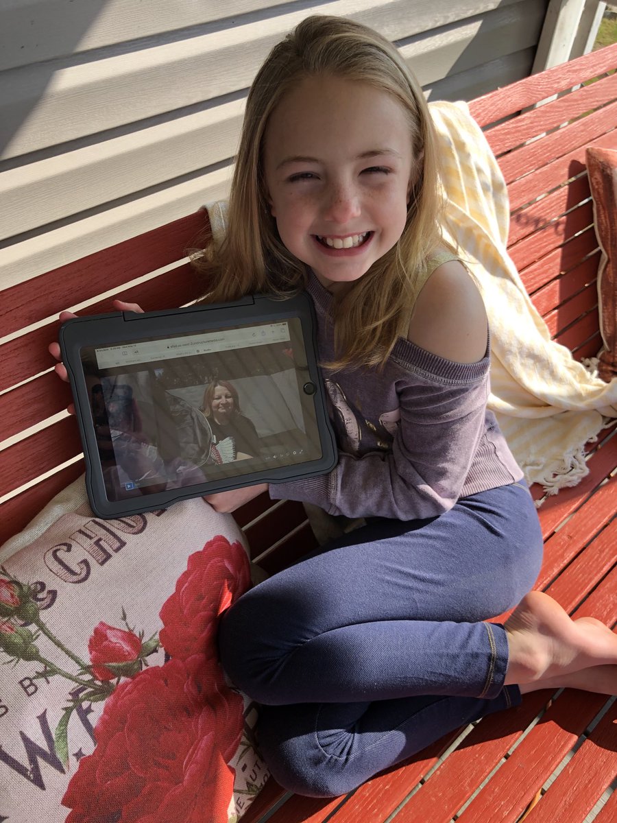 Mrs_Abels's tweet photo. This little Girl was so impressed to find Miss Boissin @williampenn3rd teaching from a tent in her backyard today 🏕 #Virtualinstruction made fun! Thanks for always going the extra mile❤️🖤 #devotedteacher #campingweek @wmpennelem https://t.co/GqHqawH7Ma