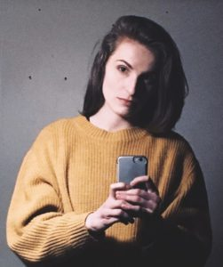 anderscorr's tweet photo. Chinese death threats for Polish illustrator @samuel_greta. Her boss wants to fire her. Follow her.

https://t.co/yIvPwDUyMO https://t.co/fwMOu3eyiZ