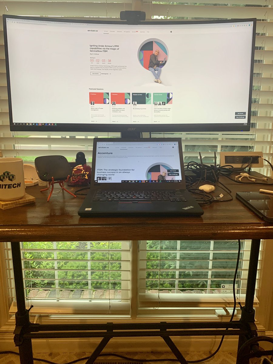 MrJonRey's tweet photo. My virtual cockpit for the @servicenow #knowledge20 digital experience. Standing room only! https://t.co/LIQZKq2kNJ