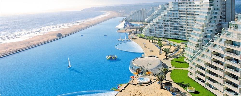 5. San Alfonso del Mar - The biggest swimming pool in the worldLocated in Algarrobo, Chile, this pool is 3,324 ft in length with a total area of 19.77 acres. It looks more like a large river than a pool.