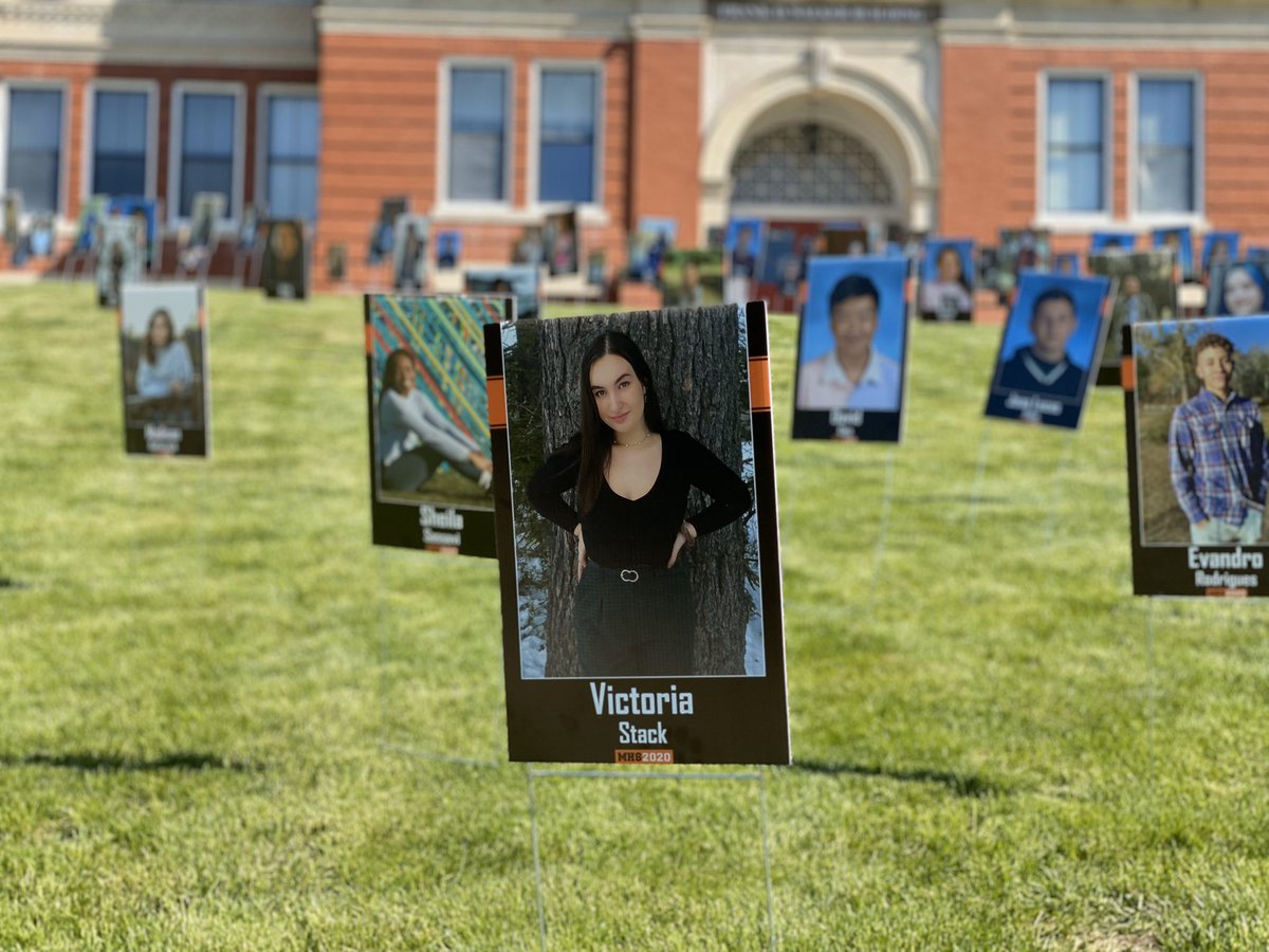 MPSPanthers's tweet photo. Celebrating our Marlborough High School seniors #TheMarlboroughWay by displaying their #MHSSeniorPictures in the center of #MarlboroughMA for all to see and celebrate!   Drive down Main Street to check it out!  They are in the beautiful lawn in front of the Walker Building! https://t.co/Gc72lEWp9v
