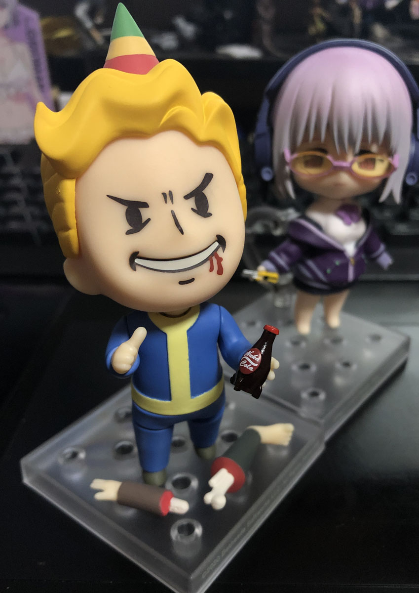 上田メタヲ ねんどろいどvaultboy まさかねんどろが出るとは当時考えもしなかったな 写真だとオリジナルの デフォルメ等身とねんどろ等身の微妙な違いで違和感があったんだけど実物は悪くないです この手足を何故付けた 笑 T Co Cug6glqj26 上田メタヲ ねんどろいどvaultboy まさかねんどろが出るとは当時考えもしなかったな 写真だとオリジナルの デフォルメ等身とねんどろ等身の微妙な違いで違和感があったんだけど実物は悪くないです この手足を何故付けた 笑 T Co Cug6glqj26