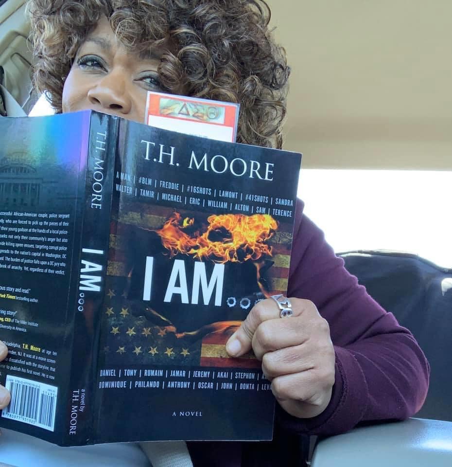 Thmoorenovels's tweet photo. “I AM...” by T.H. Moore and ΔΣΘ!
#TheWritingQUE @RickeySmiley @IAmSteveHarvey @LouisFarrakhan @OfficialOPPF
https://t.co/zeiRHbpZVi https://t.co/QcvC6Rcsqr