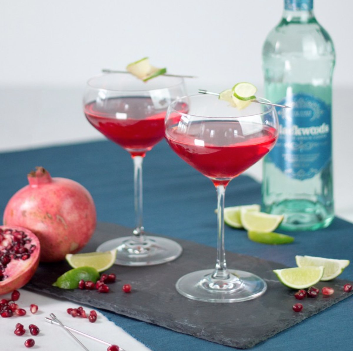 BlackwoodsGin's tweet photo. Revamp your classic Cosmopolitan Cocktail using Blackwoods Botanical Vodka.🍸✨ #Blackwoods https://t.co/pGWTWtqKFa