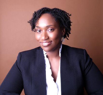 InForAllPodcast's tweet photo. "It’s a lot easier to give someone the opportunity to run a business … than to say we’re going to invest in this idea of justice.” -@DrMChatelain. Listen to the full interview in the Season 3 premiere of the @InForAllPodcast:  https://t.co/NPcNCt0PW6 https://t.co/WEaX0wtQXJ