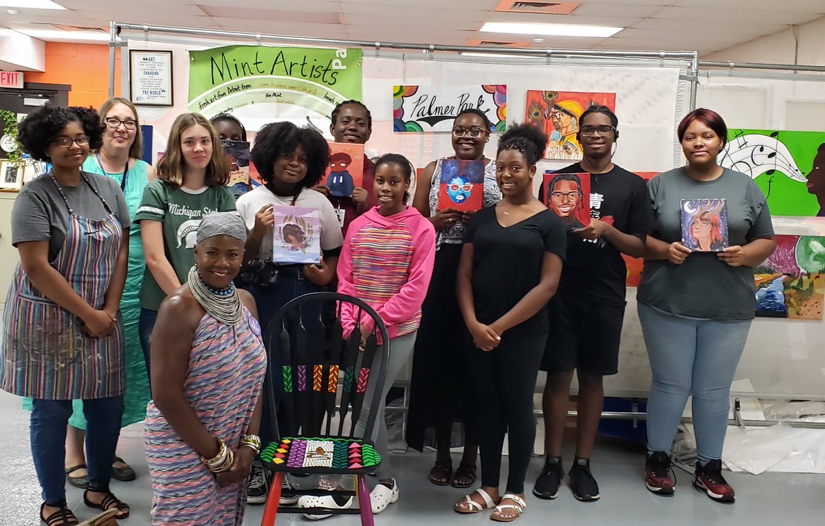 Put #Detroit youth to work, beautifully! We hit 50% of our #fundraising goal but still need to buy a lot of paint &amp; #paintbrushes for our Lucky 13# artists .  Please donate today: ioby.org/project/lets-g…
#summerjobs