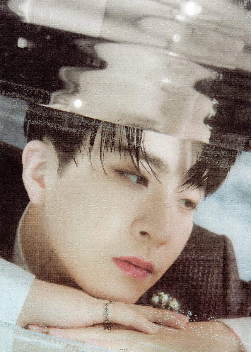 TWAE917's tweet photo. [Scan] Photobook - IV Ver.
#GOT7 #갓세븐 #Youngjae #영재
#GOT7_DYE
#GOT7_NOTBYTHEMOON 

https://t.co/VBIIf7mzxD
https://t.co/jFbpcY2mQa
https://t.co/gKaCgtHSmx
https://t.co/1XPq14ioHL https://t.co/g8mhHEb318