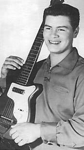 TheeSinseers's tweet photo. Happy birthday to the legendary Ritchie Valenzuela, an inspiration to us and many other Chicanos! ✊🏽 #webelongtogether #ohdonna #comeonletsgo #labamba https://t.co/kyzYutk2j6