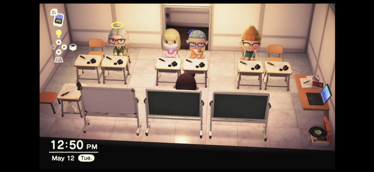 jimmypoopins's tweet image. I made an Animal Crossing classroom for my students to take their online exam in, since they couldn’t take it in person