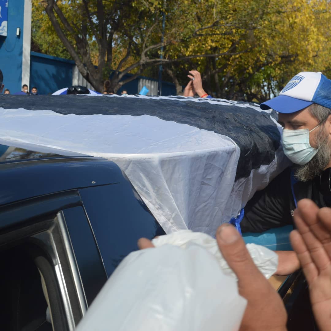 ClubGodoyCruz's tweet photo. #HastaSiempreJulio 
Tu ciudad te despide. https://t.co/BKCJGFuuPH